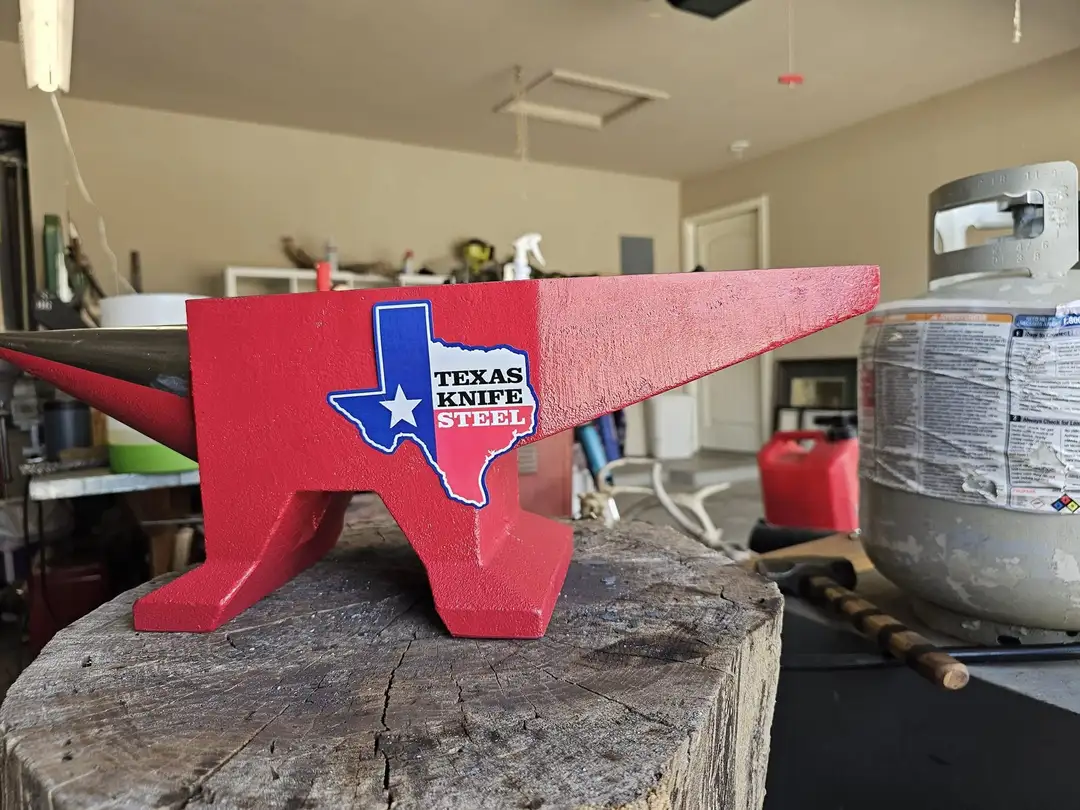 Read more about the article Hire the Best Custom Knife Maker: Beauty & Quality